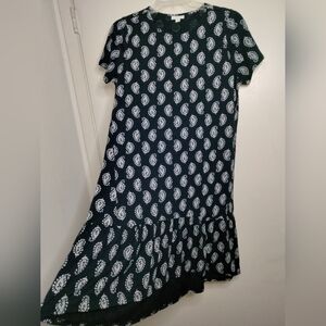 J. Jill (Size M) Navy & White Floral Pattern Slip Pockets SS Hi-Lo Shift Dress